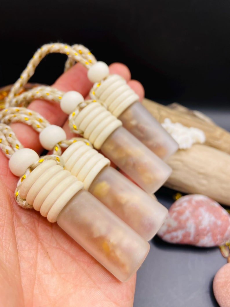 56548094-r-il-02cf33-6881150007-il_794xN.6881150007_5dtr Auto gaisa atsvaidzinātājs ar dzintara gabaliņiem