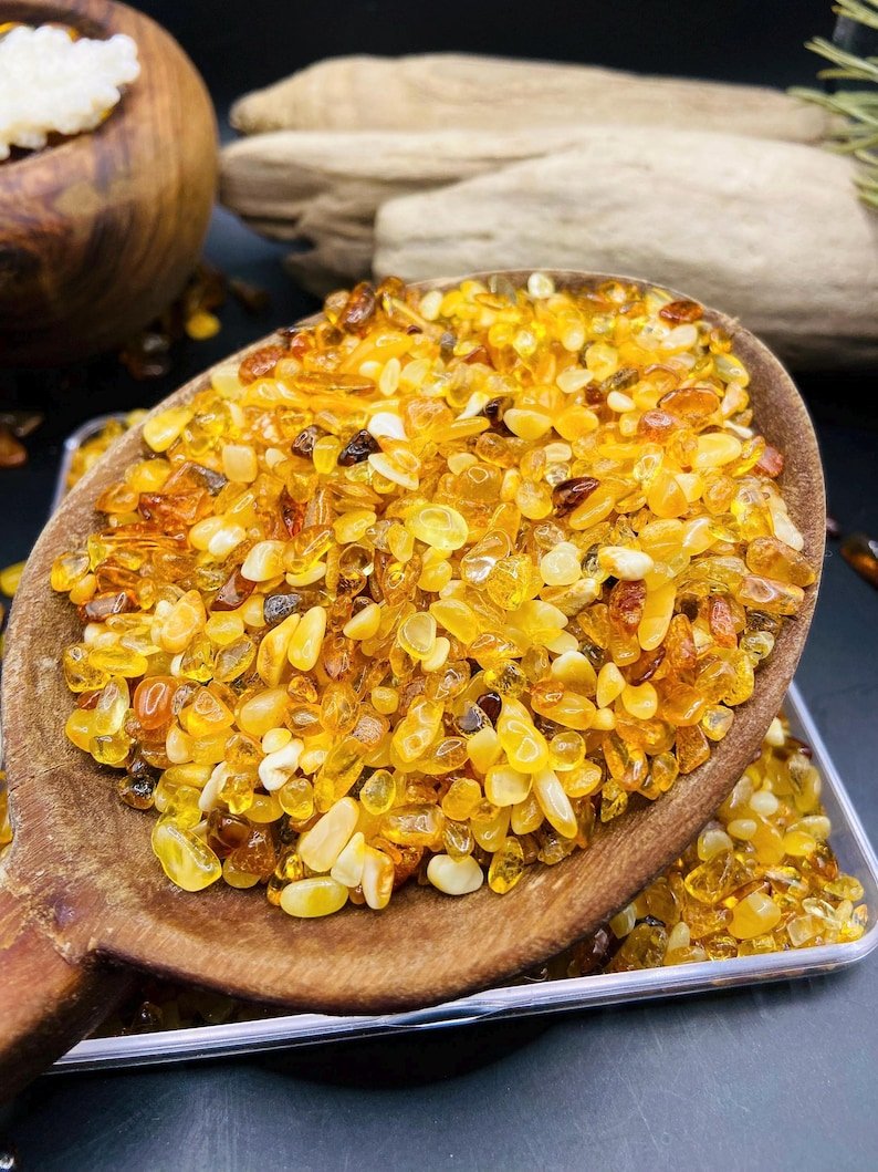 56548094-r-il-489d6c-6961980610-il_794xN.6961980610_jvh2 Maza izmēra daudzkrāsainas Dzintara drumstalas