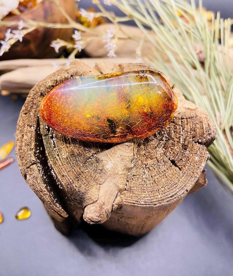 56548094-r-il-4f7fce-7076054181-il_794xN.7076054181_b2fg Dzintara Broša ar skaistiem ietvērumiem, mistiskas noskaņas rota