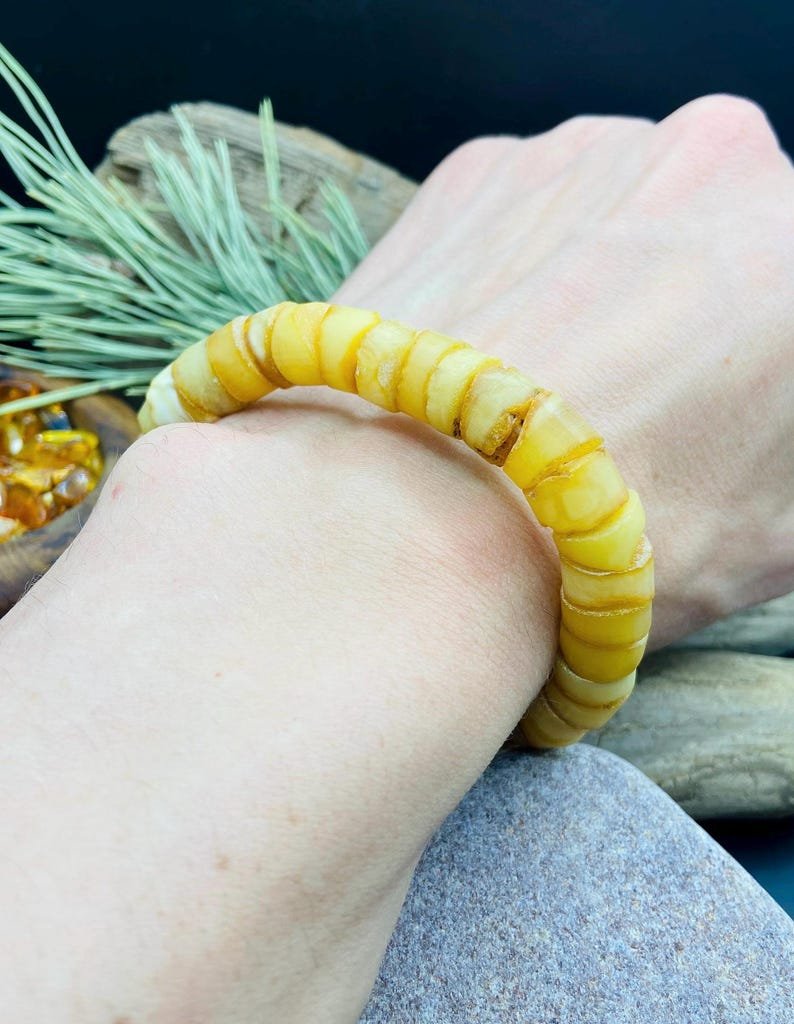 56548094-r-il-676dcd-7232021413-il_794xN.7232021413_mcn4 Autentiska Baltijas Dzintara Aproce paredzēta abiem dzimumiem