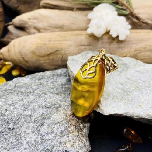 56548094-r-il-74910f-6962639323-il_794xN.6962639323_sy8j Baltijas Dzintara caurspīdīgs kulons ar 18K apzeltītu ķēdīti