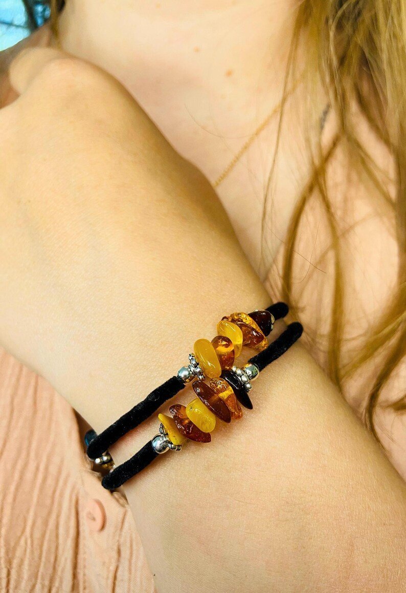 56548094-r-il-96dc8b-7126984227-il_794xN.7126984227_czaw Dzintara Samta rokassprādzes ar šķeltiem gabaliņiem