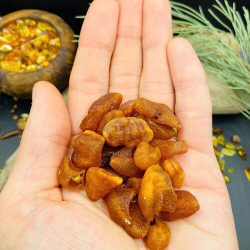 56548094-r-il-d87831-7212611147-il_794xN.7212611147_ee0d Neapstrādātas konjaka krāsas lielizmēra šķeltās Dzintara pērlītes