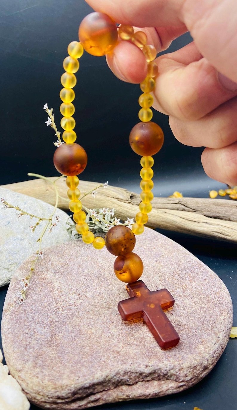 56548094-r-il-dc1d7f-6803848779-il_794xN.6803848779_dbqe Premium Anglikāņu rožukronis no Dabiska Baltijas Dzintara