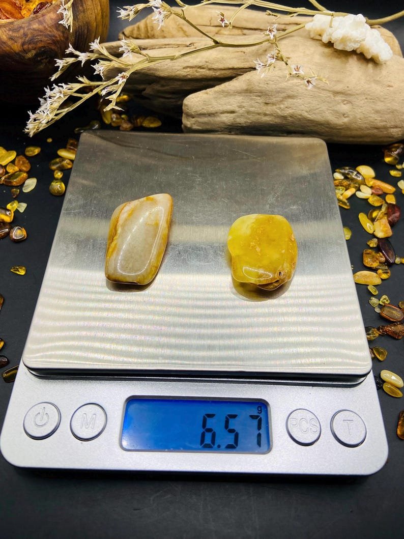 56548094-r-il-f5525e-7035410911-il_794xN.7035410911_2rt2 Pulēti Baltijas Dzintara dvīņu akmentiņi sviesta krāsā