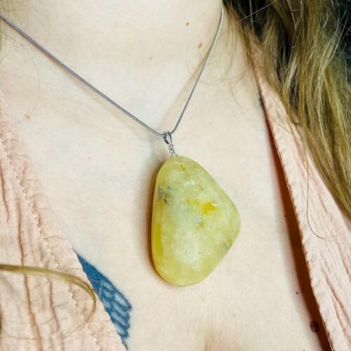 Unikāls Baltijas Dzintara liela izmēra kulons ar sudraba detaļu