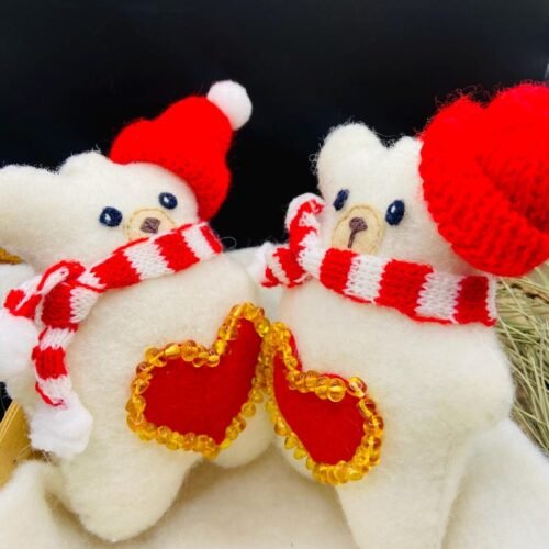 56548094-r-il-0d7580-7347370726-il_794xN.7347370726_41x4 Varenie Leduslāči viedoti no rokām izšūta filca un Dzintara pērlītēm