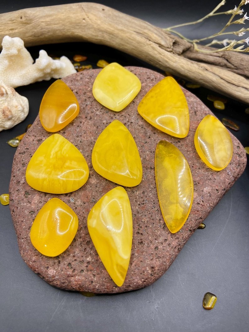 56548094-r-il-2351e0-6771611069-il_794xN.6771611069_1jnu Premium klases sviesta krāsas Baltijas Dzintara "kabahoni"