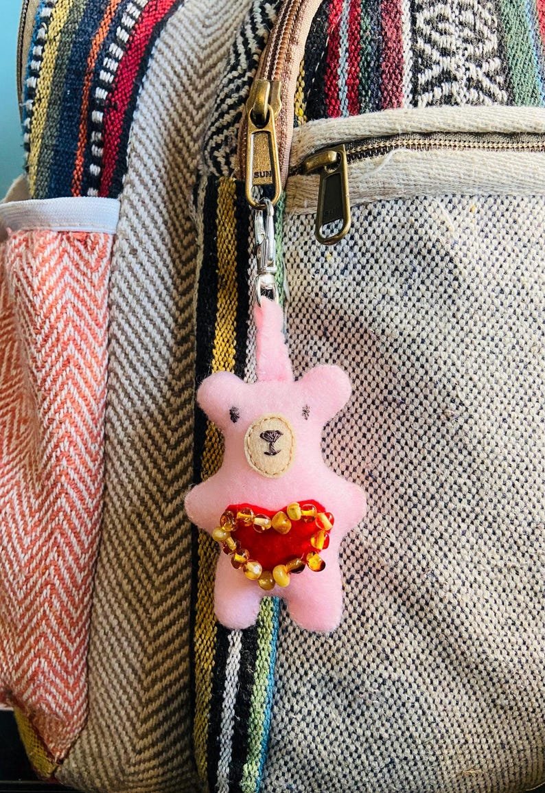 56548094-r-il-3a49c0-7337389100-il_794xN.7337389100_qcom Roku šūti krāsainie lāči bērniem - filca audums un Dzintara pērlītes