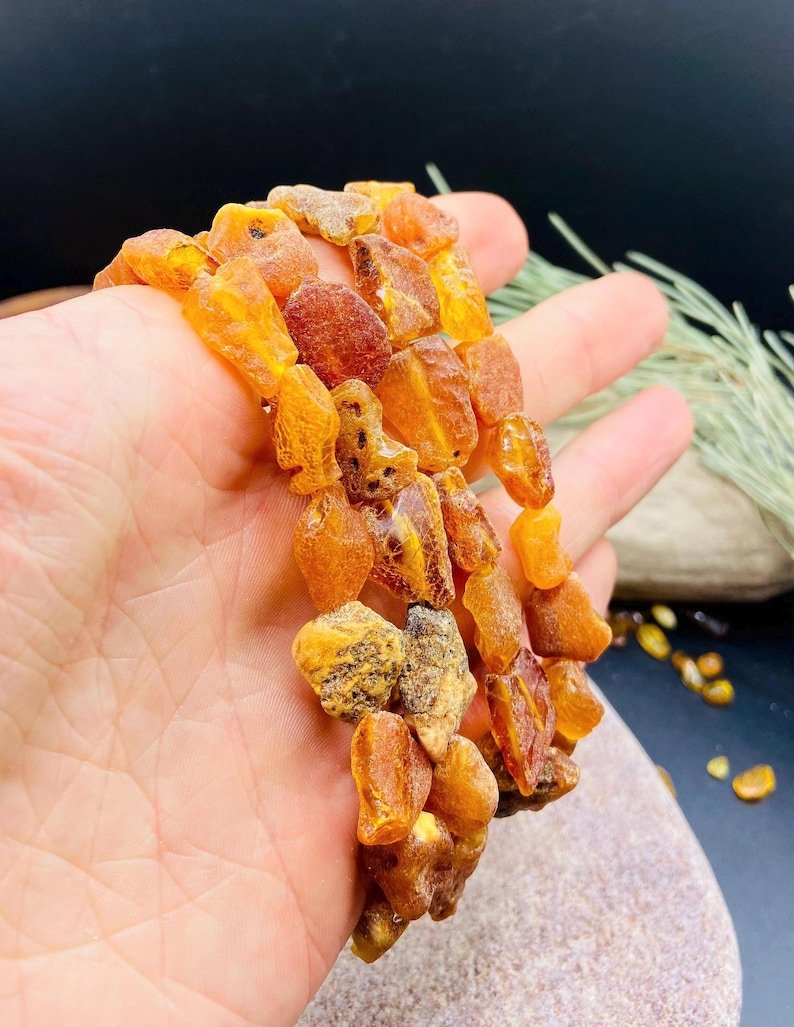 Konjaka krāsas bohēmiskā stila Dzintara aproce