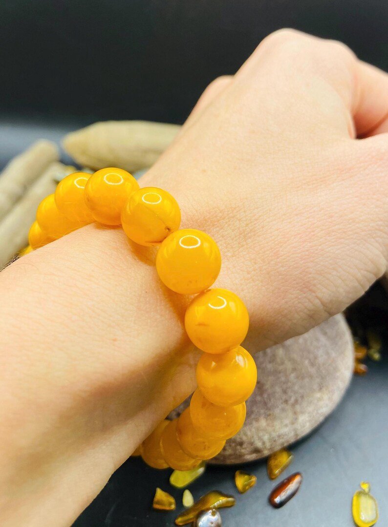 56548094-r-il-4f85cb-7317749586-il_794xN.7317749586_330v Karaliskā medus krāsas Batijas Dzintara aproce, 11mm pērlītes