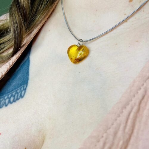 56548094-r-il-593cbe-6987552177-il_794xN.6987552177_sk21 Smalkas citrona krāsas Dzintara sirsniņas, Valentīndienas dāvana