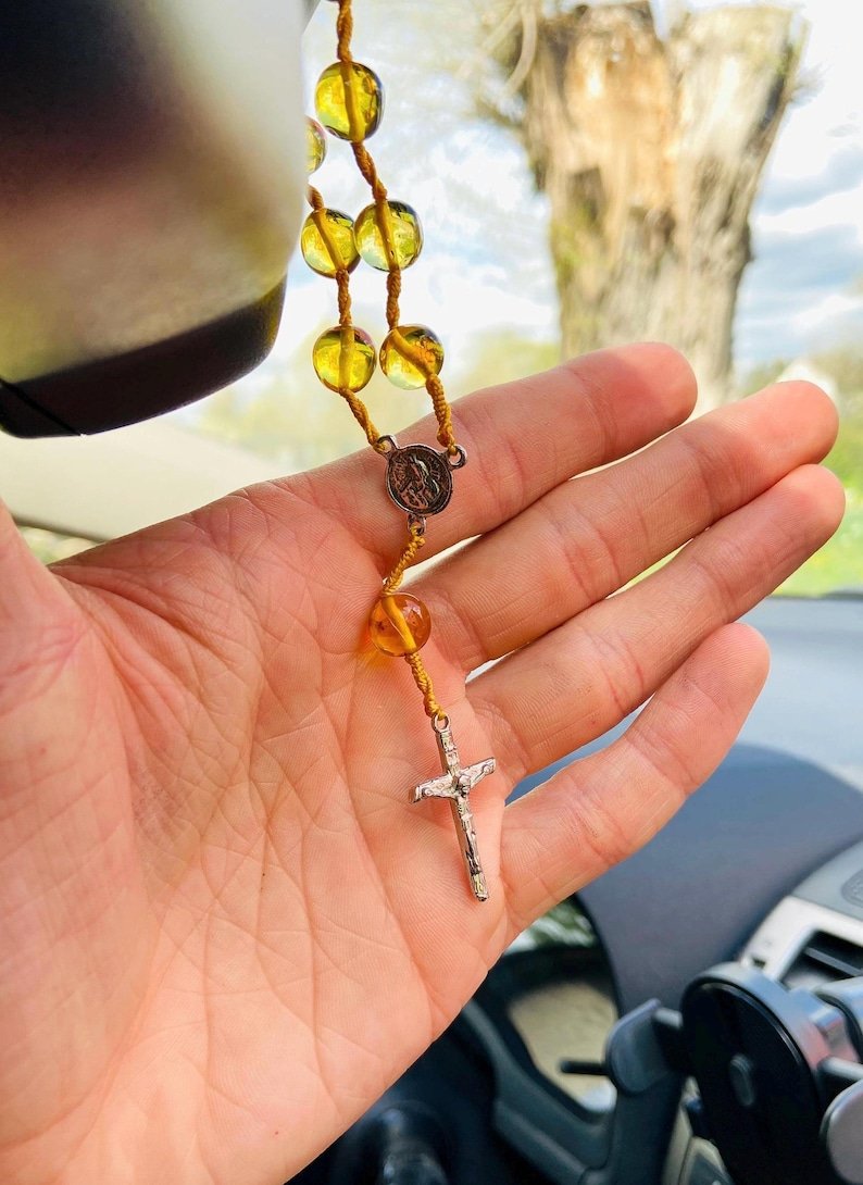 56548094-r-il-5c742e-6833129352-il_794xN.6833129352_hdnx Maza izmēra Baltijas Dzintara rožukronis - auto spoguļa aksesuārs