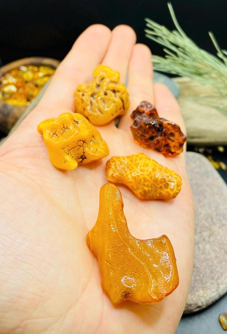 56548094-r-il-9970e5-7253275974-il_794xN.7253275974_srou Autentiskas formas Baltijas Dzintara neapstrādāti akmentiņi