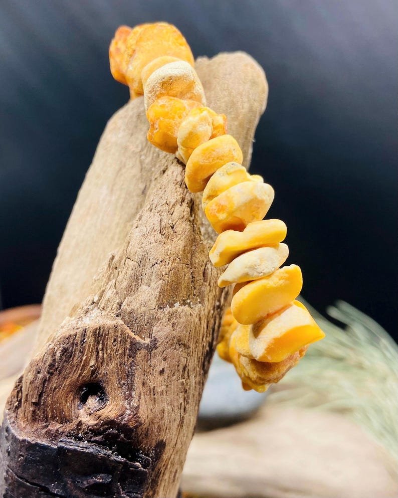 56548094-r-il-9f5b44-7277451026-il_794xN.7277451026_4v55 Unikāla Baltā Dzintara šķelto gabalu aproce