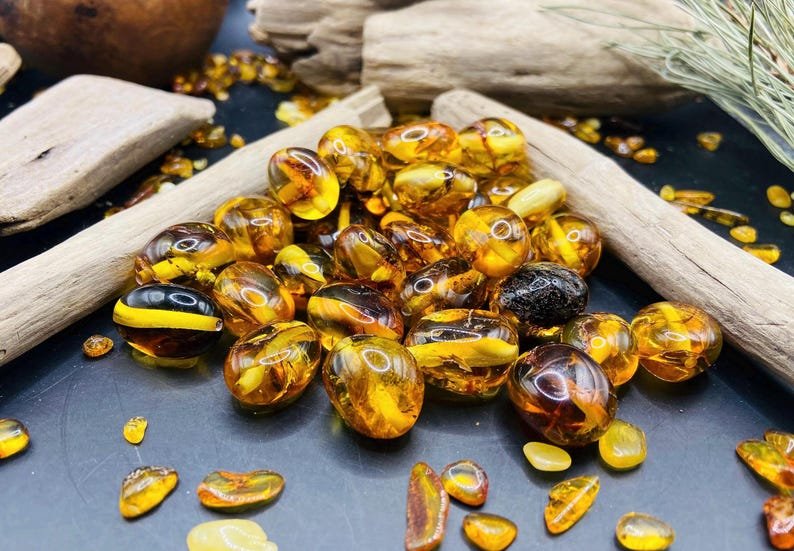 56548094-r-il-cd1c87-7341738121-il_794xN.7341738121_hqm8 Liela izmēra citrona krāsas Baltijas Dzintara "Baroque" pērlītes