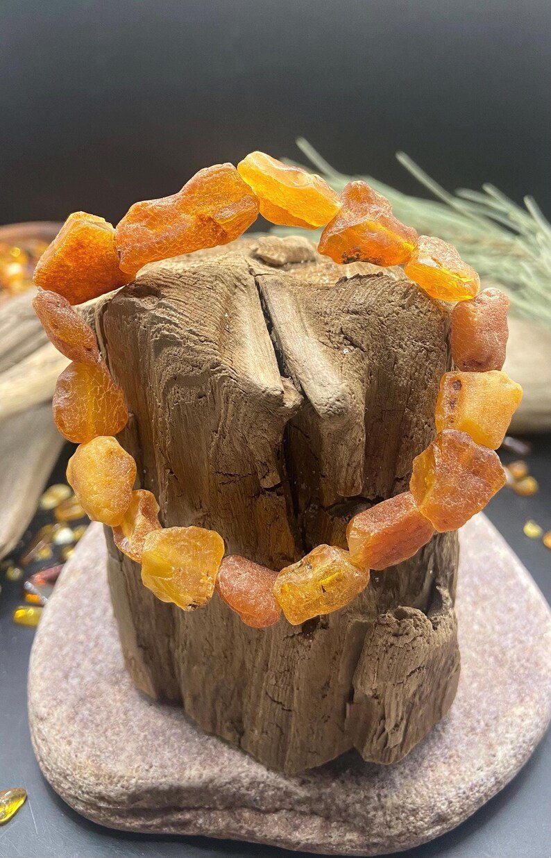 Konjaka krāsas bohēmiskā stila Dzintara aproce