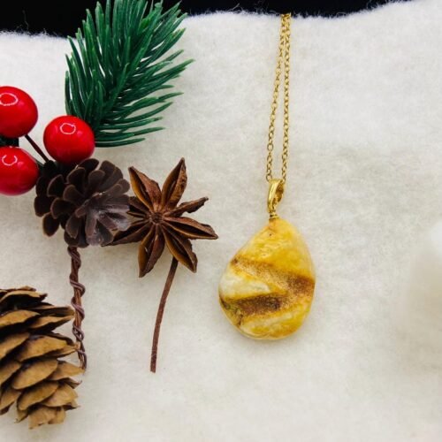 Premium klases neapstrādāti gaišās krāsas Dzintara kuloni