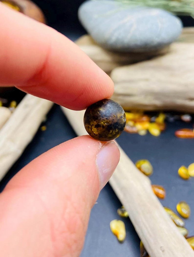 56548094-r-il-f8cf64-7258240687-il_794xN.7258240687_ex0c 10mm Dabīgas Purva Dzintara pērlītes , amatnieku iecienītākās