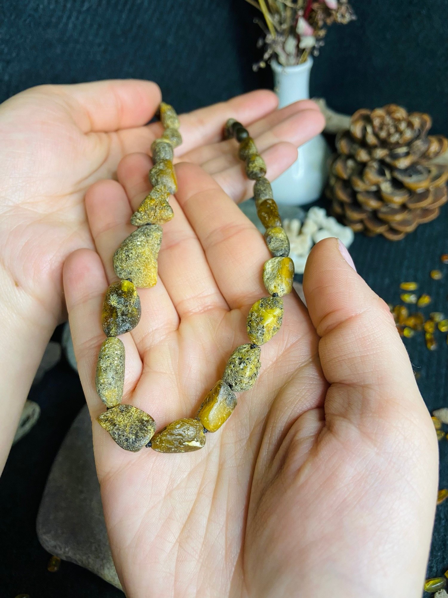 img_2892.jpg Īpaša Purva Dzintara neapstrādāto akmeņu kaklarota