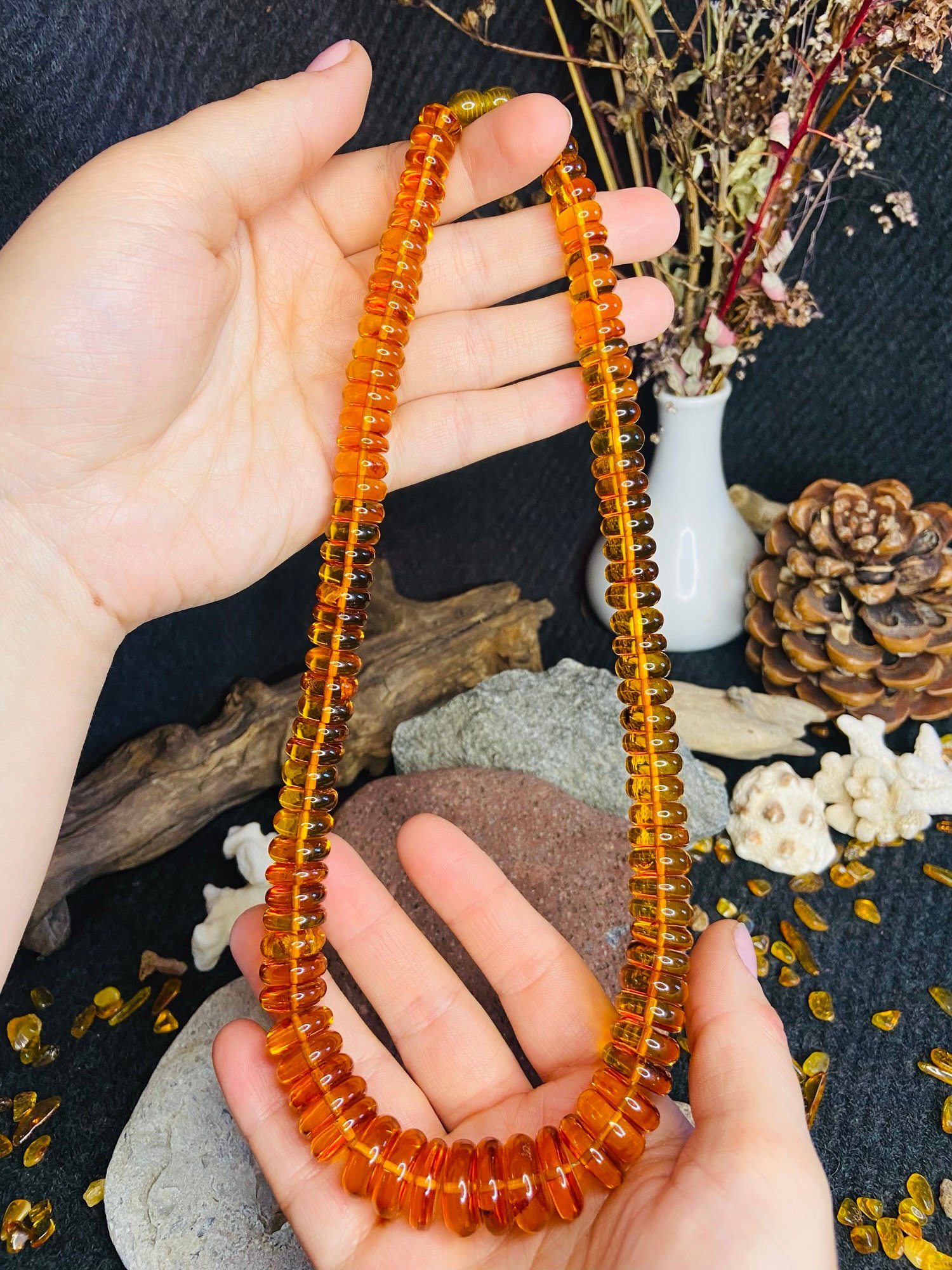 Masīva "Rondelles" tipa pērlīšu dzintara kaklarota sievietēm