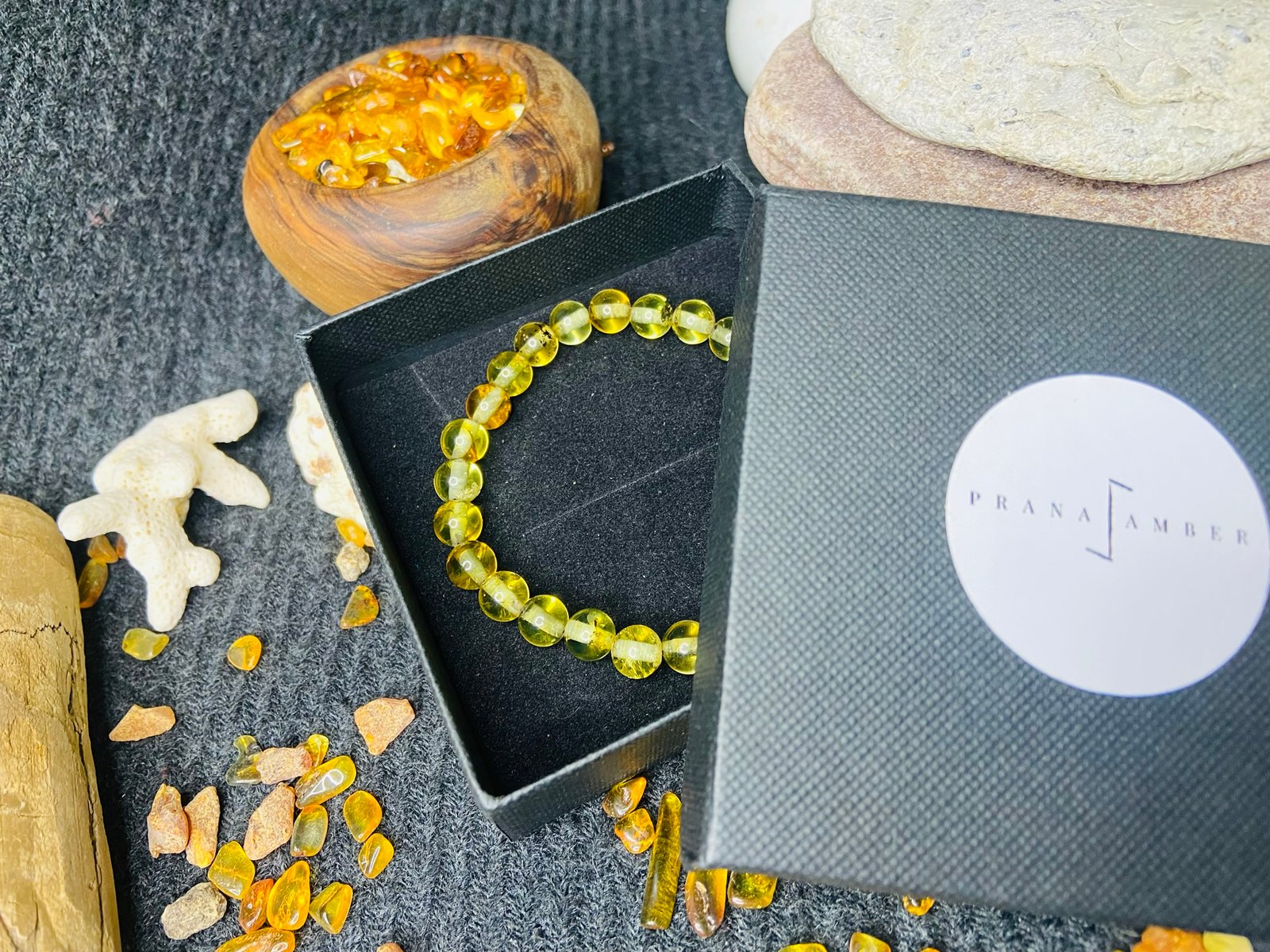 img_3067-jpg Baltijas Dzintara apaļo pērlīšu aproces 3 krāsu variācijās