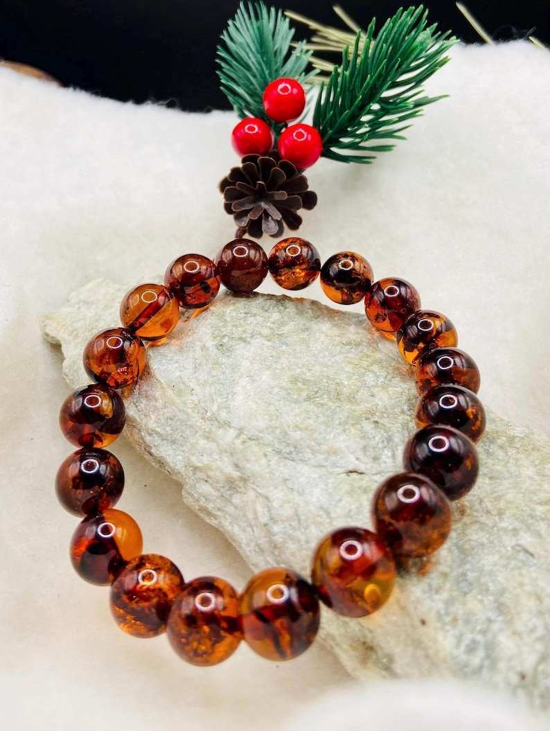 11mm Apaļo pērlīšu ķiršu krāsas pulēta Dzintara aproce