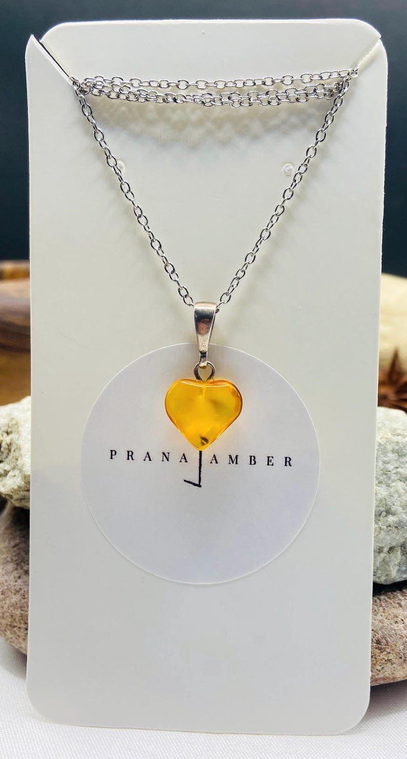 Dzeltenas dzintara sirsniņas ar sudrabu 3 variācijās