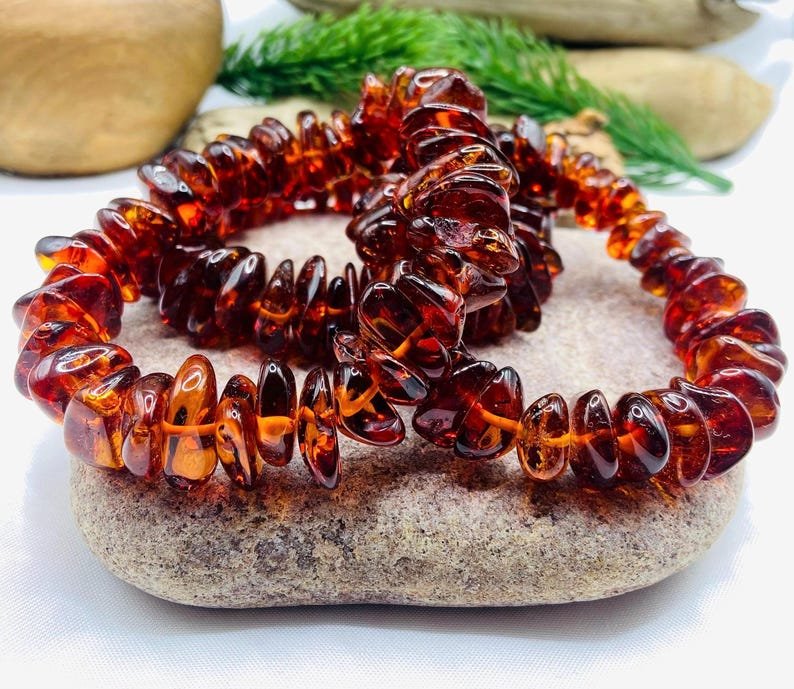 56548094-r-il-c953a2-7542809682-il_794xN.7542809682_lbaf Dzintara ķiršu krāsas šķelto pērlīšu aproce