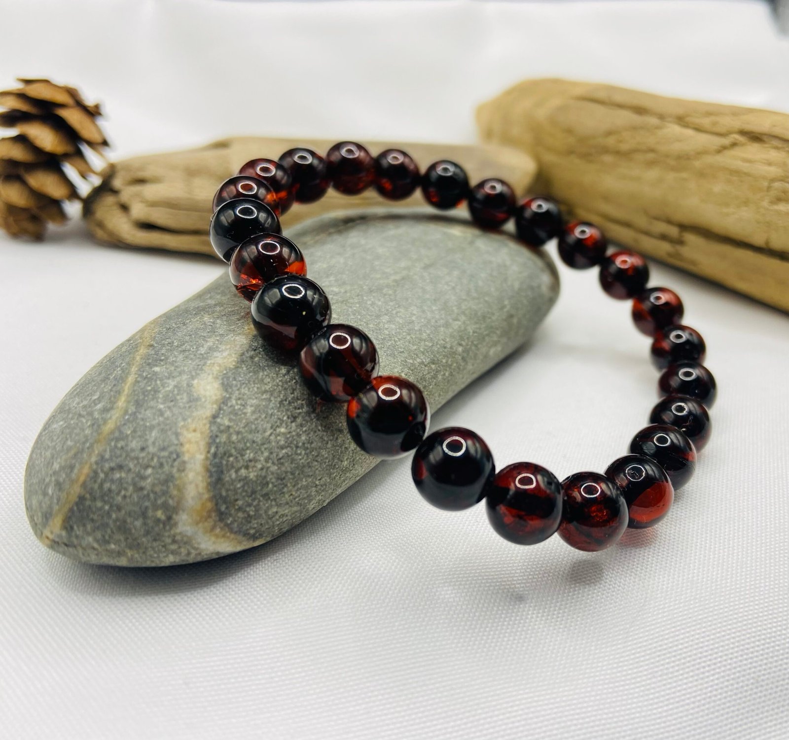 img_6700 Eleganta ķiršu krāsas aproce ar 8mm apaļām pērlītēm