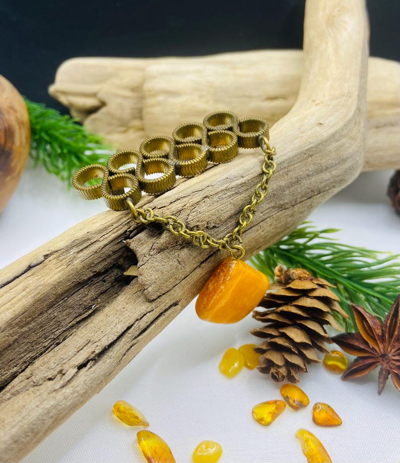 56548094-r-il-5c71ef-7676769180-il_794xN.7676769180_4esj Vecmodīga Baltijas dzintara padomju piespraude no 1980. gadiem