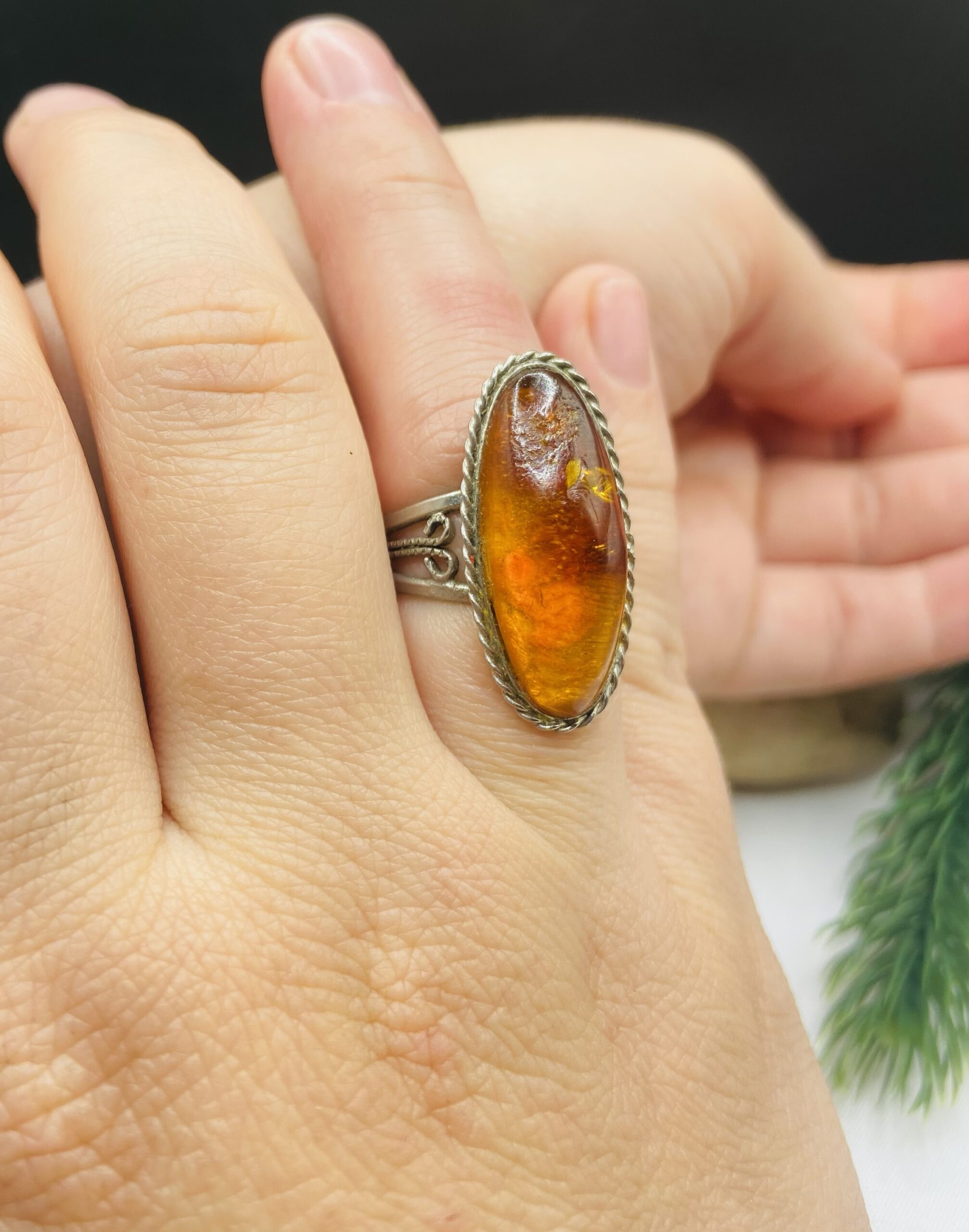 Padomju laika Baltija dzintara vintāžas gredzens 17 izmērs