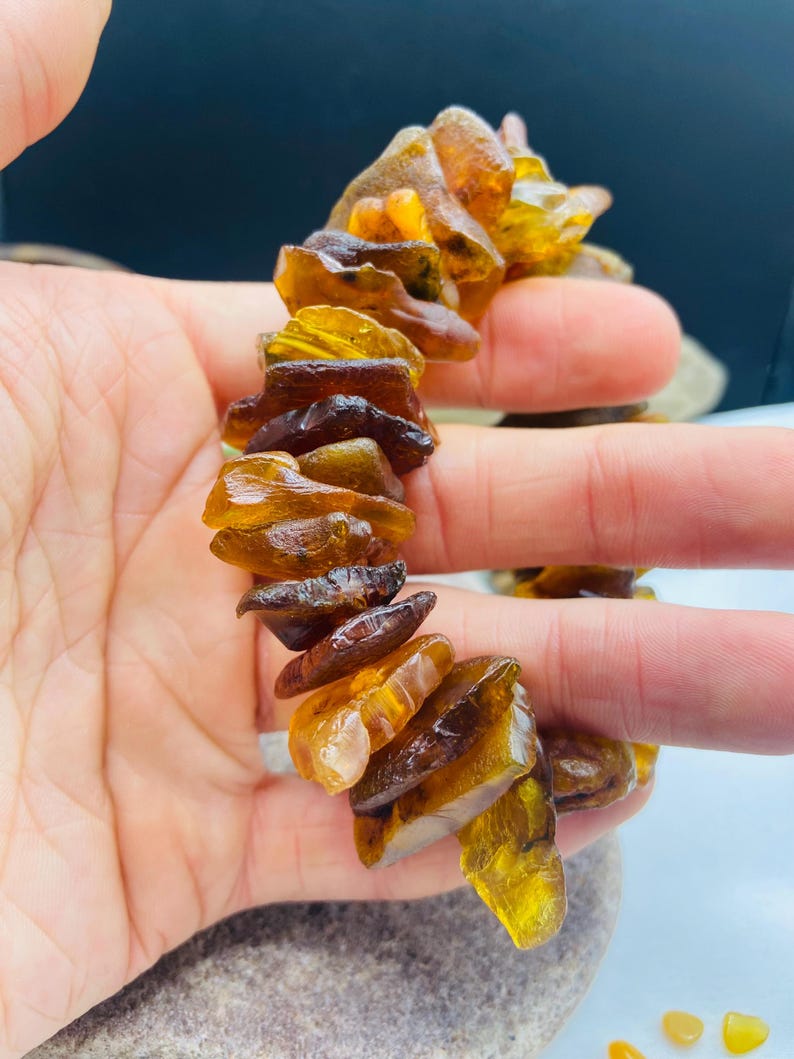 Milzīga izmēra dzintara aproce gan sievietēm, gan vīriešiem