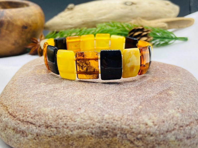 Daudzkrāsaina premuim klases Dzintara aproce abiem dzimumiem